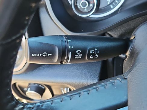 Used 2021 RAM 1500 Big Horn w/ Built-to-serve Edition image 28