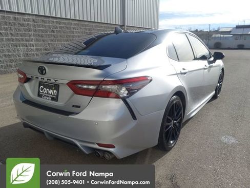 Used 2023 Toyota Camry XSE image 3