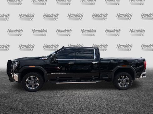 Used 2025 GMC Sierra 2500 SLT w/ SLT Premium Package AWD/4WD image 7