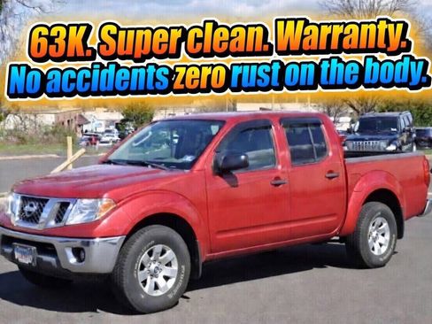 Used 2011 Nissan Frontier SV image 1