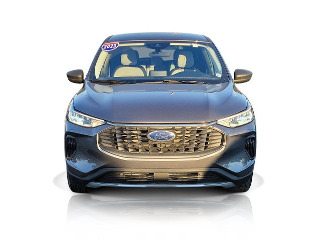 Certified 2023 Ford Escape Active AWD/4WD image 2
