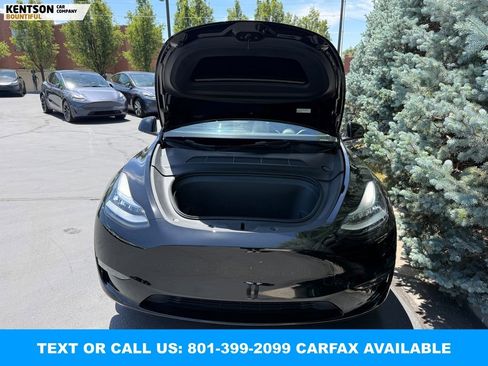 Used 2023 Tesla Model Y Long Range AWD/4WD image 29