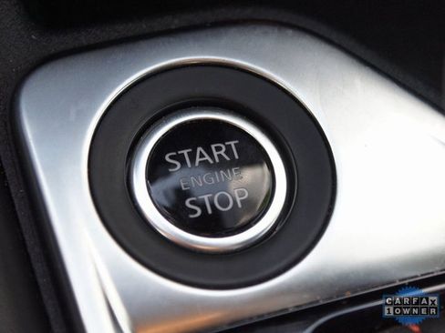 Used 2024 Nissan Sentra SR w/ SR Premium Package image 9