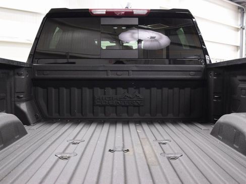 Used 2023 Chevrolet Silverado 2500 High Country w/ Z71 Off-Road Package image 23