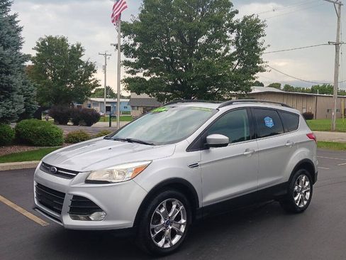 Used 2014 Ford Escape SE w/ Equipment Group 201A AWD/4WD image 1