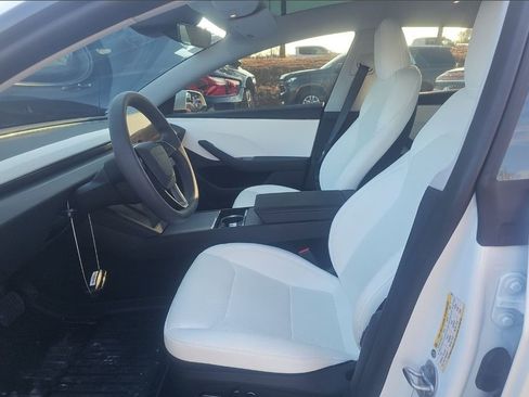 Used 2025 Tesla Model 3 Long Range image 5