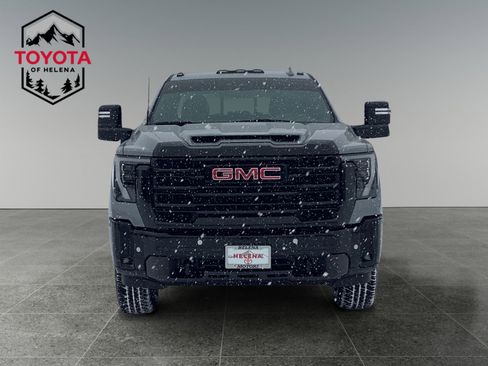 Used 2024 GMC Sierra 3500 SLT w/ SLT Premium Package image 8