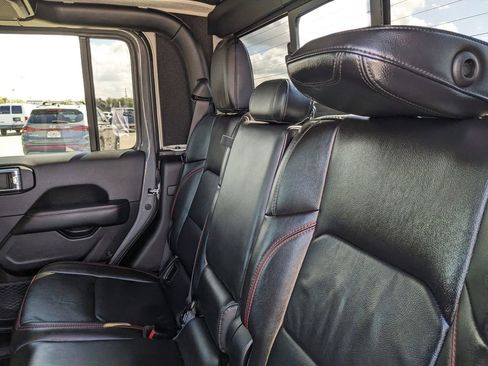 Used 2023 Jeep Gladiator Rubicon w/ Trailer Tow Package image 17