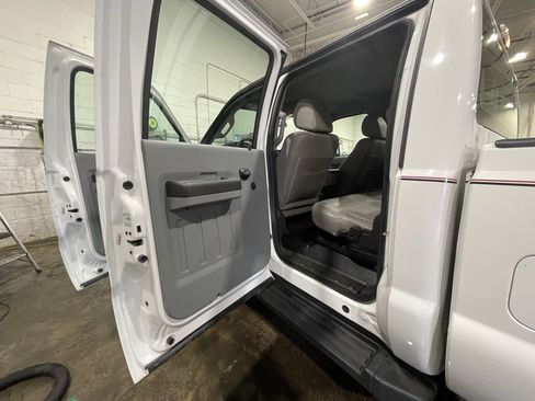 Used 2015 Ford F350 XL image 24