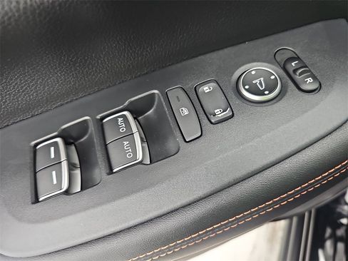 Used 2024 Honda HR-V Sport image 35