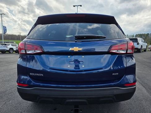 Used 2023 Chevrolet Equinox LS w/ LS Convenience Package image 3