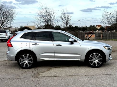 Used 2021 Volvo XC60 T5 Inscription w/ Advanced Package image 9