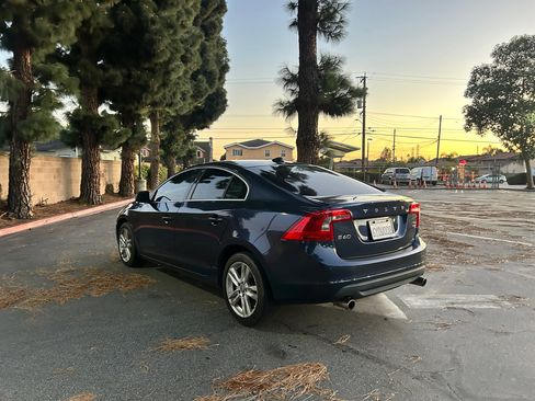 Used 2013 Volvo S60 T5 image 3