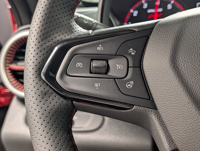 New 2026 Chevrolet Trax RS w/ Sunroof Package FWD image 19
