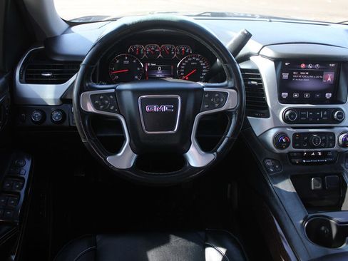 Used 2015 GMC Yukon SLT w/ Open Road Package image 9