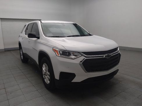 Used 2020 Chevrolet Traverse LS image 13