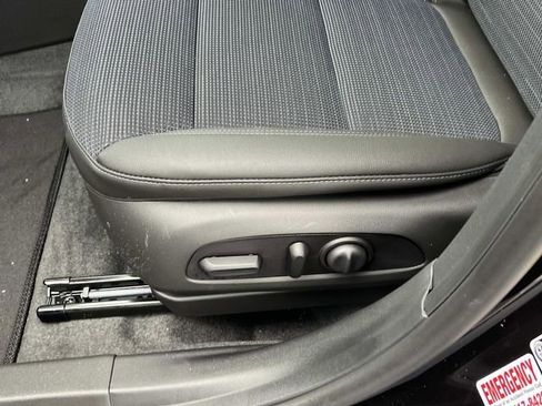 Used 2026 Buick Envista Preferred w/ Convenience I Package image 17