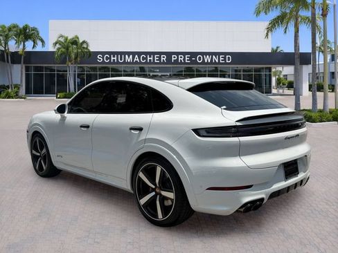 Used 2026 Porsche Cayenne GTS AWD/4WD image 5