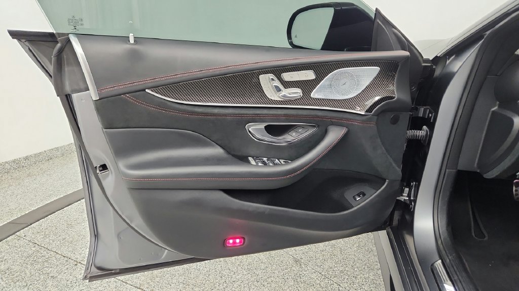 Used 2020 Mercedes-Benz AMG GT 63 S image 28