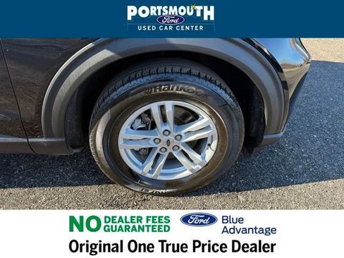 Used 2022 Ford Explorer XLT w/ Equipment Group 202A image 37