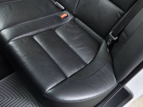 Used 2003 BMW M5 RWD image 82