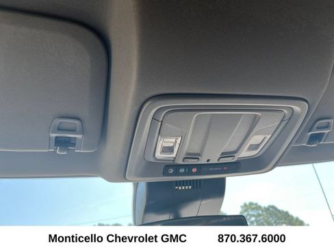 Used 2023 Chevrolet Silverado 1500 LT AWD/4WD image 21