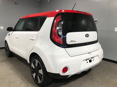 Used 2017 Kia Soul + w/ Designer's Package FWD image 5