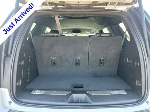 Used 2024 Chevrolet Tahoe Premier RWD image 30