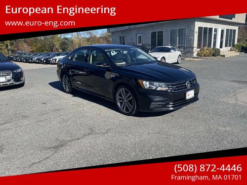 Used 2018 Volkswagen Passat 2.0T R-Line image 1