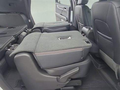 New 2026 GMC Acadia Elevation w/ Elevation Premium Package image 24