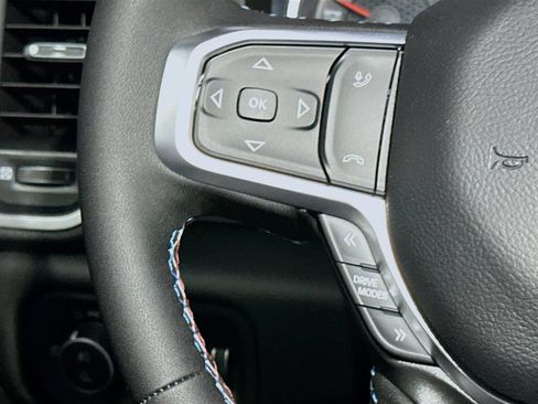 New 2026 RAM 1500 Big Horn AWD/4WD image 30
