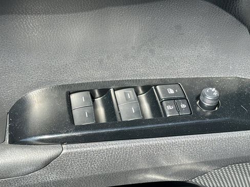 Used 2025 Toyota Camry LE FWD image 14