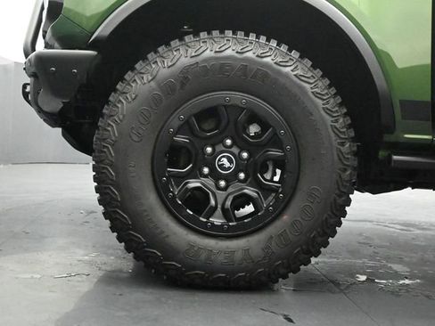 Certified 2024 Ford Bronco Wildtrak image 35