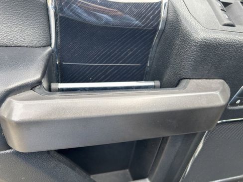 Used 2020 Ford F250 Platinum AWD/4WD image 11