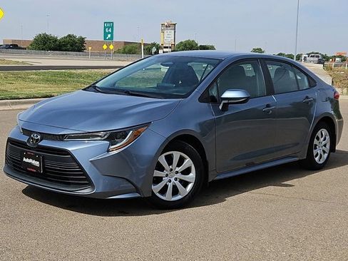 Used 2024 Toyota Corolla LE FWD image 1