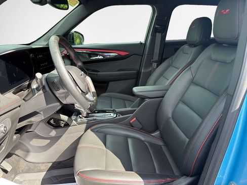 Used 2025 Chevrolet TrailBlazer RS w/ Convenience Package AWD/4WD image 12