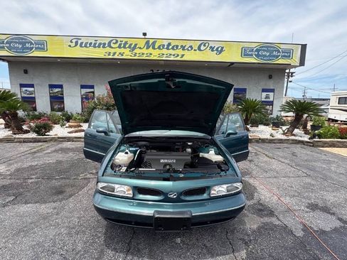 Used 1998 Oldsmobile 88 FWD image 6