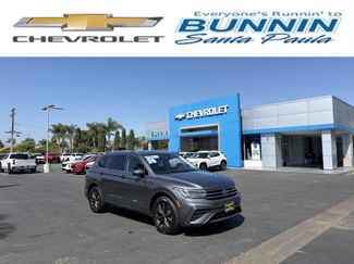 Used 2024 Volkswagen Tiguan SE FWD video 1