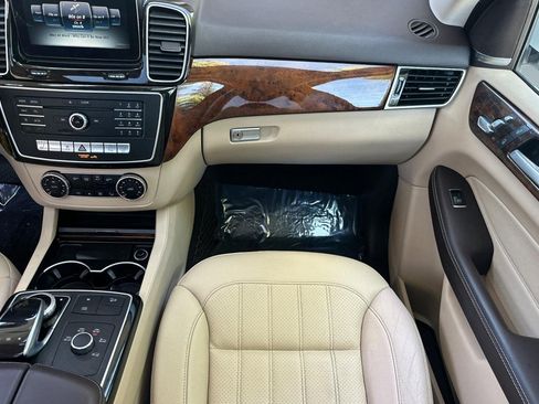Used 2016 Mercedes-Benz GLE 350 4MATIC image 30