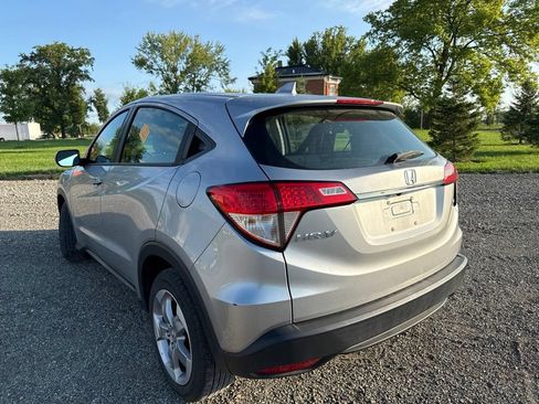 Certified 2022 Honda HR-V LX image 7