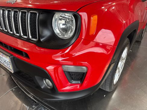 Used 2021 Jeep Renegade Latitude FWD image 9