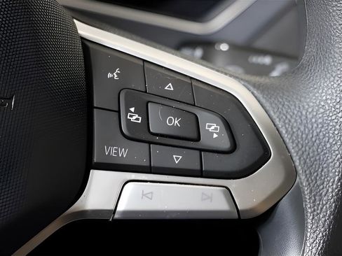 Used 2023 Volkswagen Tiguan S image 22