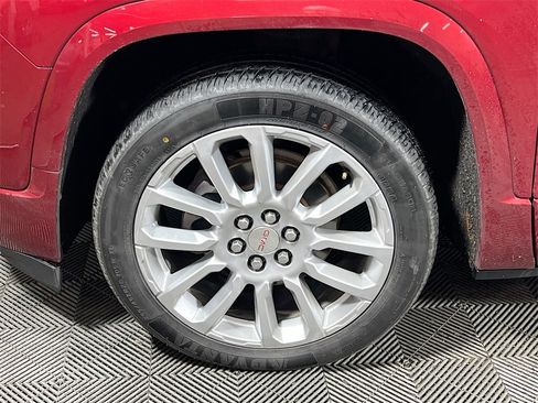 Used 2020 GMC Acadia Denali w/ Denali Ultimate Package image 28