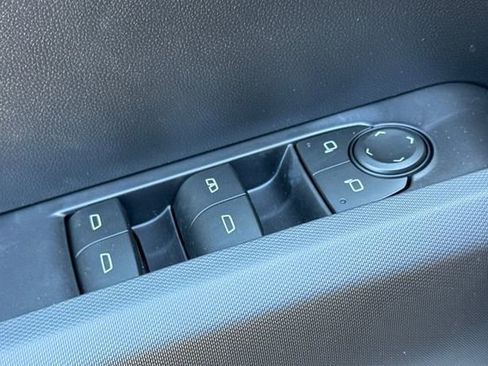 New 2026 GMC Canyon Elevation w/ Convenience Package RWD image 12