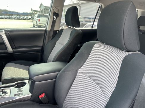 Used 2017 Toyota 4Runner SR5 image 58