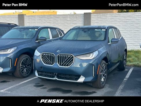 New 2026 BMW X3 xDrive30i w/ Premium Package AWD/4WD image 1