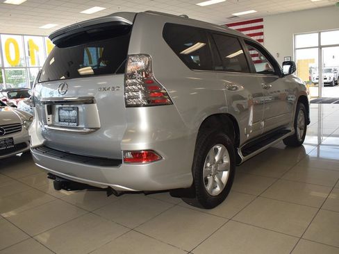 Used 2014 Lexus GX 460 AWD/4WD image 10
