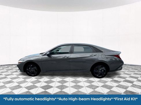 New 2026 Hyundai Elantra Sport image 4