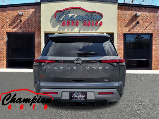 Used 2022 Nissan Pathfinder SL w/ SL Premium Package FWD image 5