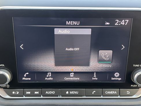 Used 2025 Nissan Rogue SV AWD/4WD image 11
